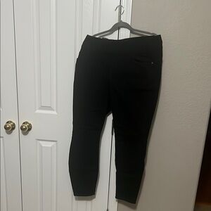 Black Leggings Old Navy- Rockstar Super Stretch PULL ON Size 20